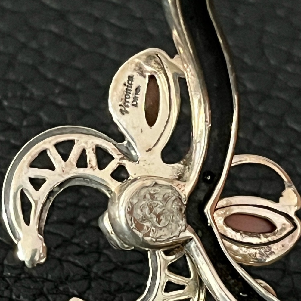 Veronica Diné Navajo Butterfly
Cuff Bracelet - Picture 6 of 16
